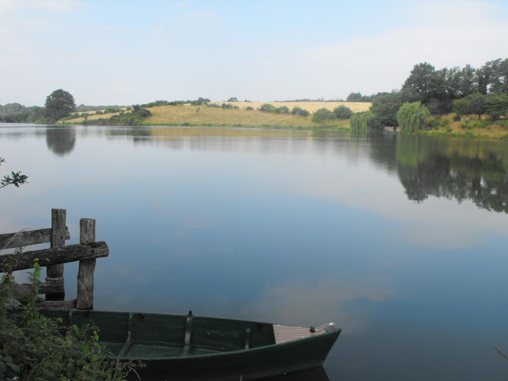 A La Haute Bouillere Bed & Breakfast Chavagnes-les-Redoux Eksteriør bilde